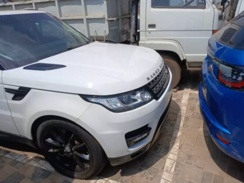 Land Rover RANGE ROVER SPORT HST    - 2015