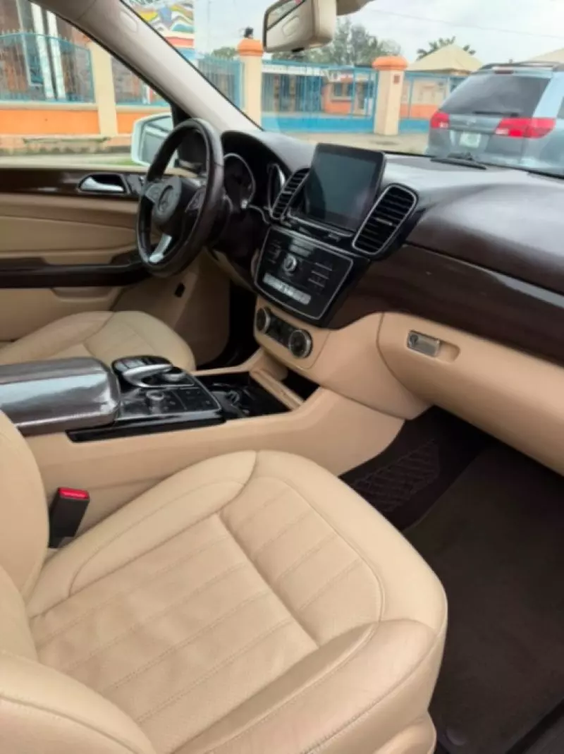 Mercedes-Benz GLE 350 - 2017
