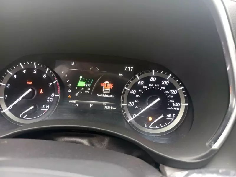 Toyota Highlander   - 2021