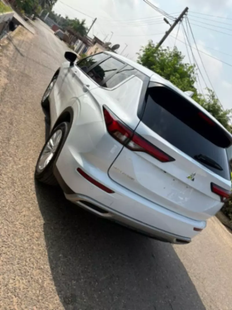 Mitsubishi New Outlander   - 2023