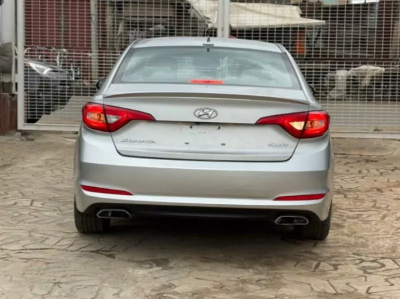 Hyundai Sonata - 2015