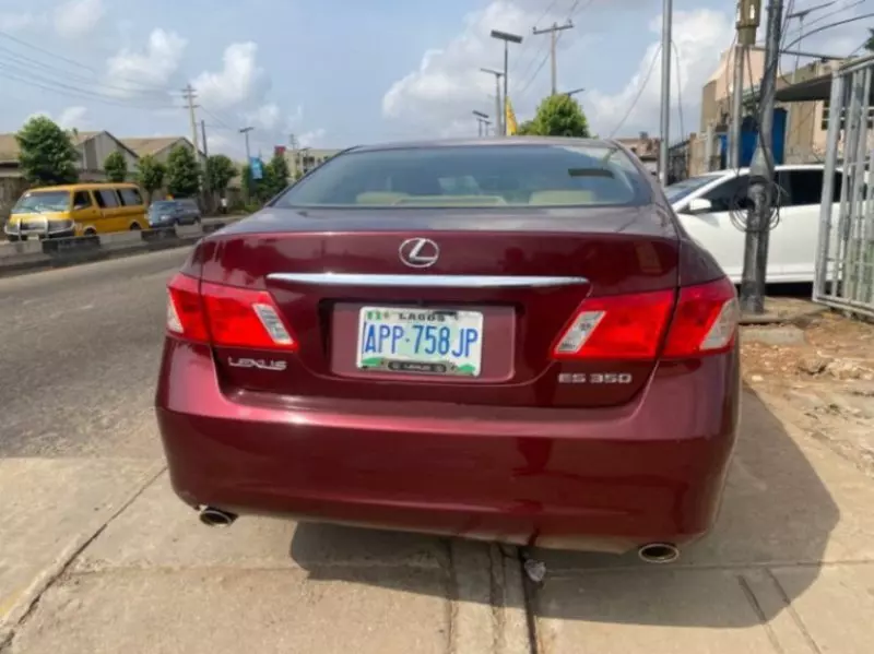 Lexus ES 350   - 2009