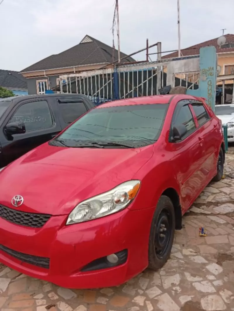 Toyota Corolla Matrix   - 2009