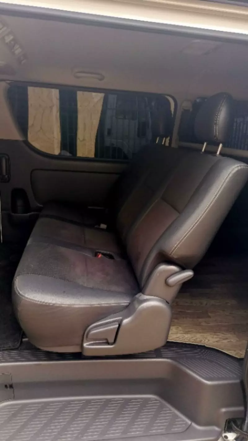 Toyota Hiace   - 2018