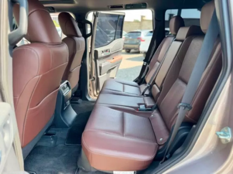 TOYOTA Landcruiser Prado   - 2024