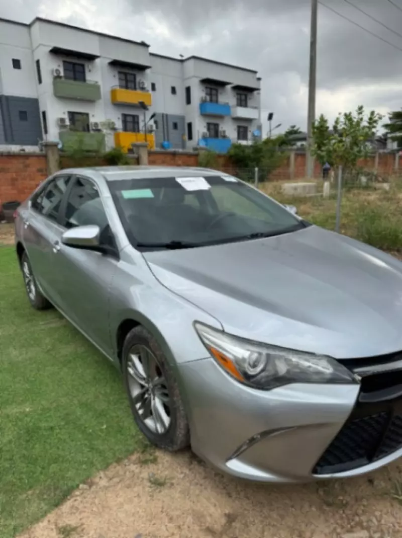 TOYOTA Camry   - 2016