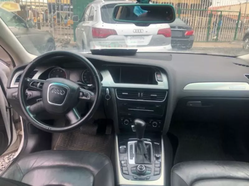 Audi A4   - 2011