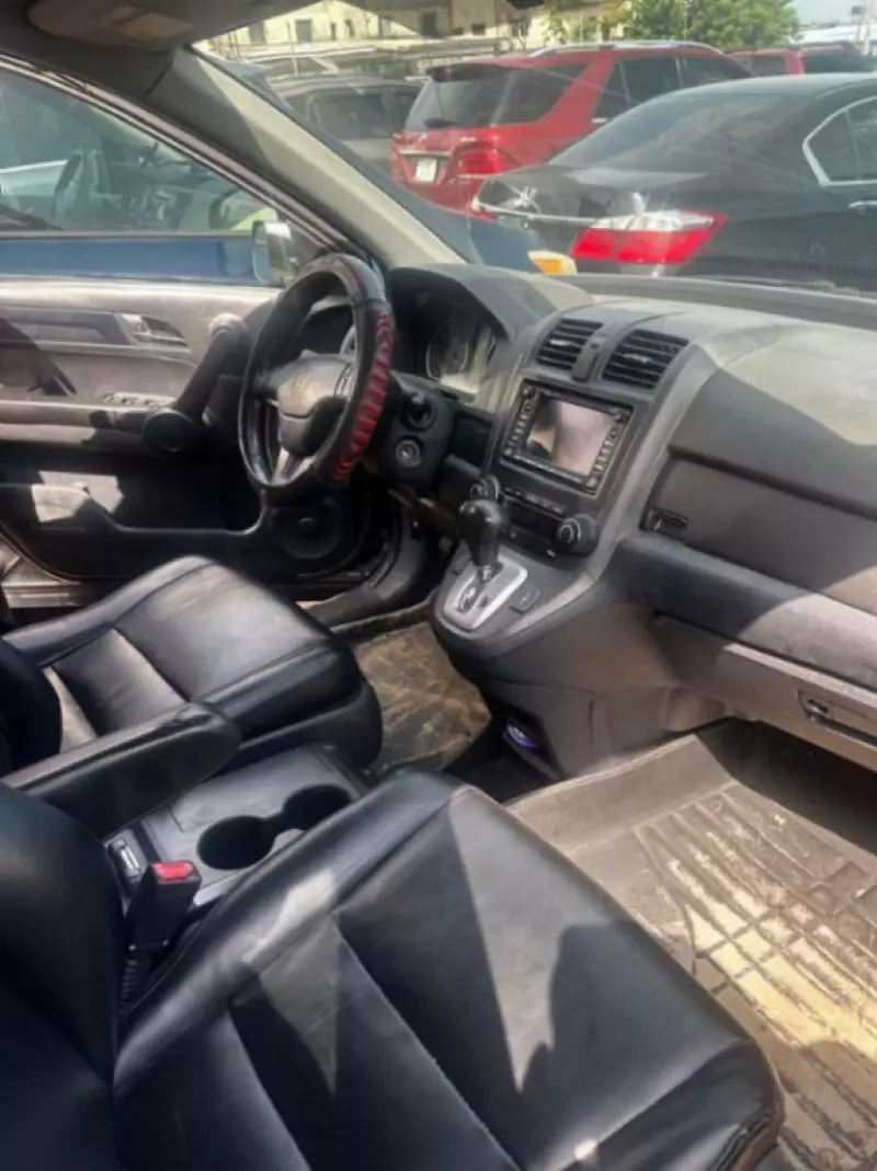 Honda Cr-v   - 2010