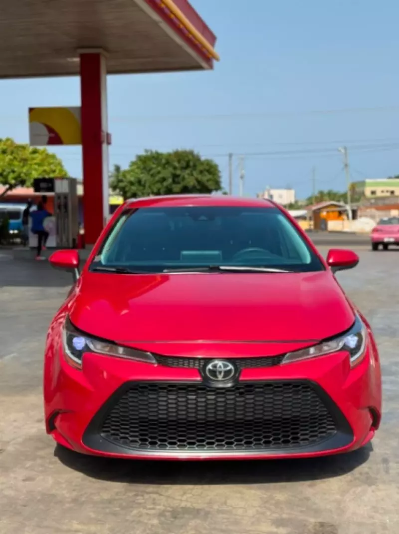 TOYOTA Corolla - 2010
