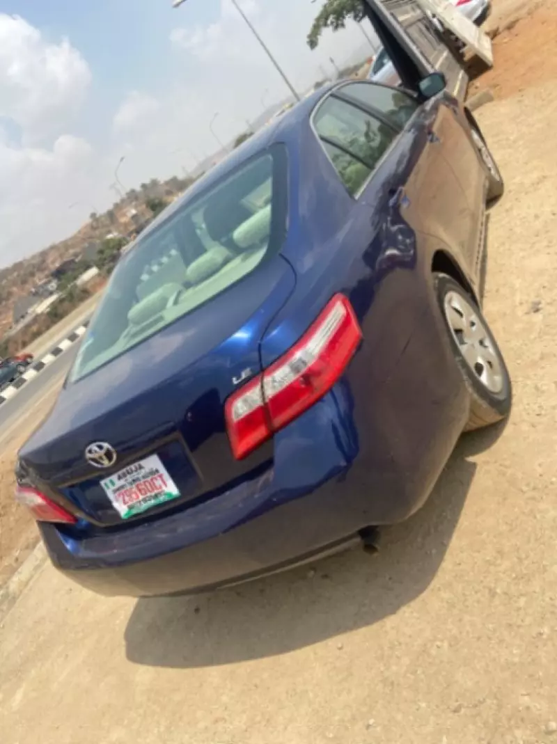 TOYOTA Camry   - 2009