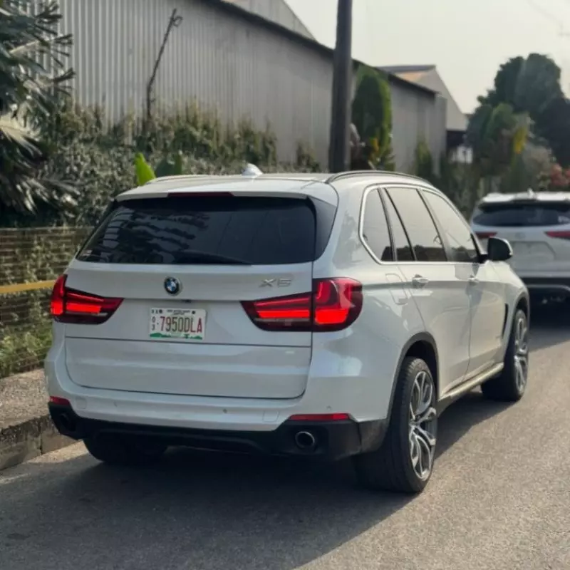 BMW X5   - 2015