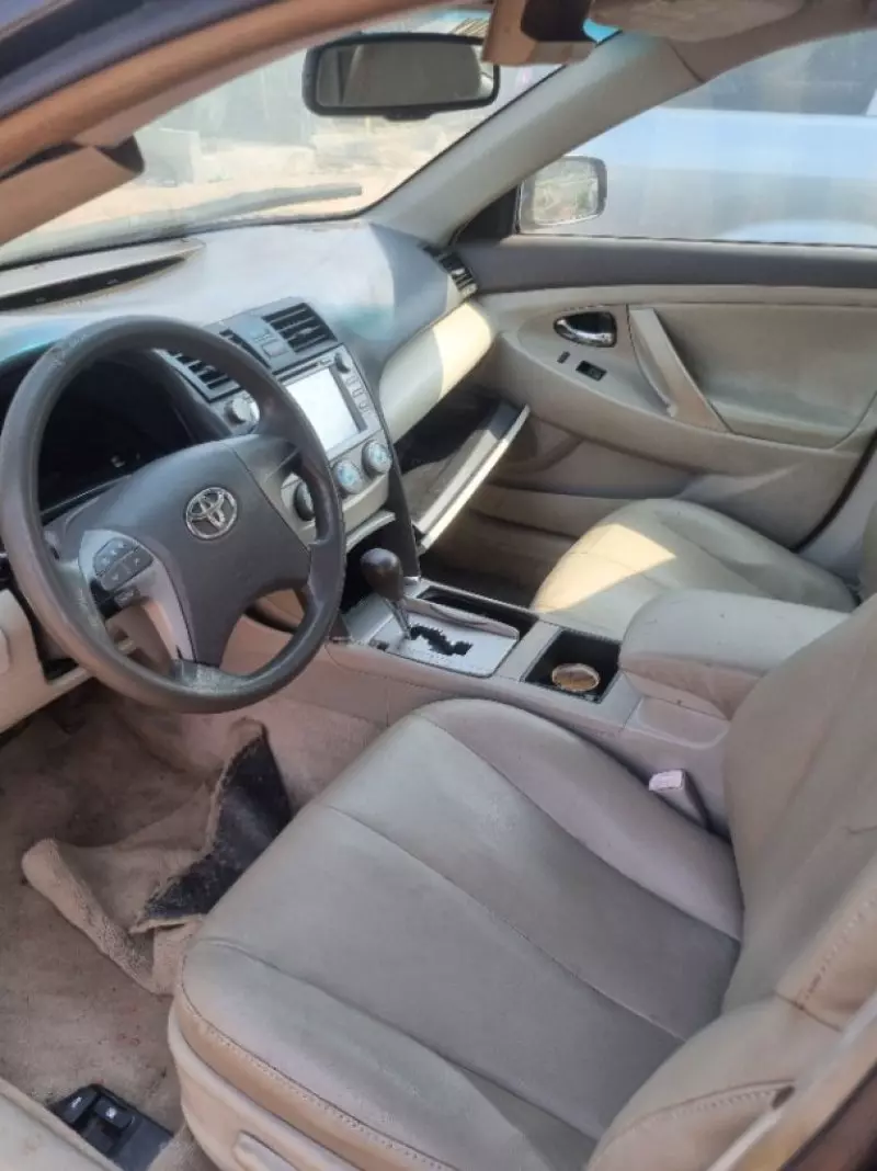 Toyota Camry   - 2008