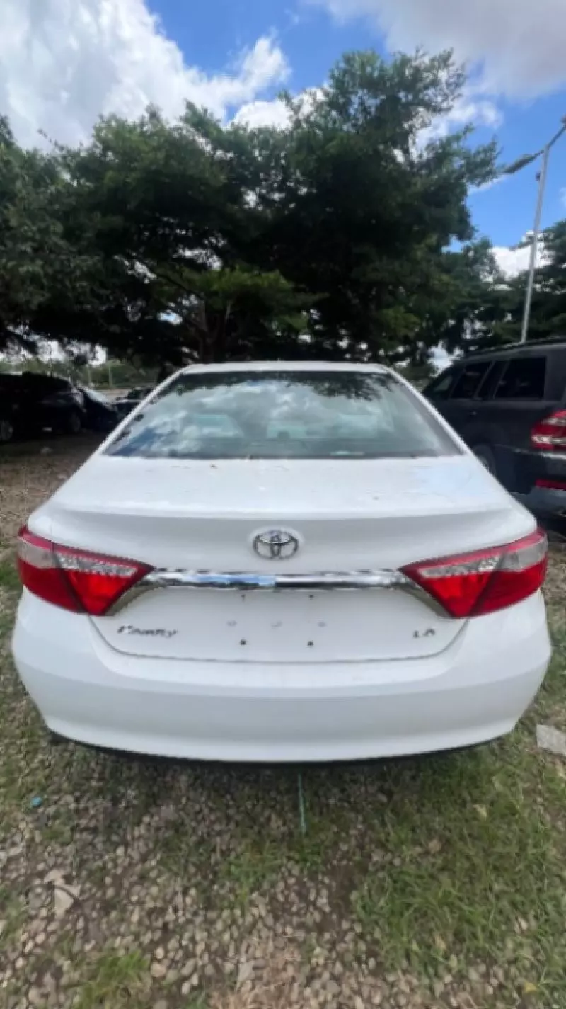 TOYOTA Camry   - 2016