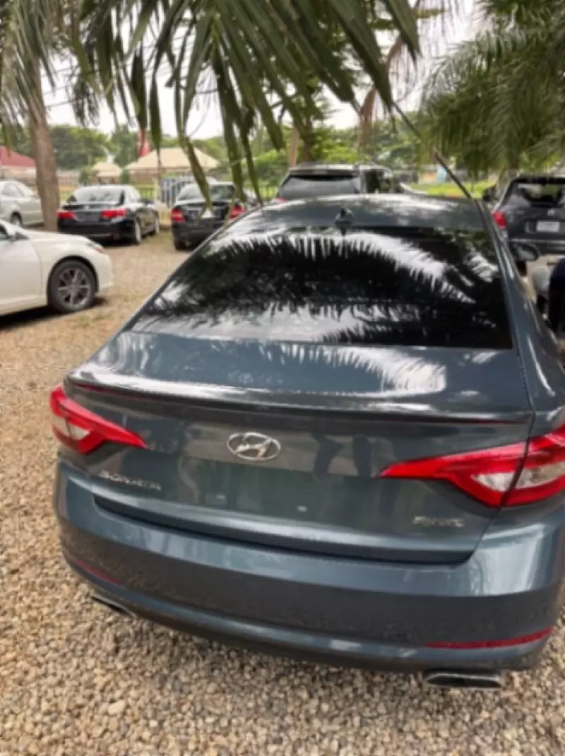 Hyundai Sonata - 2016