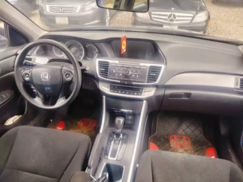 Honda Accord   - 2013