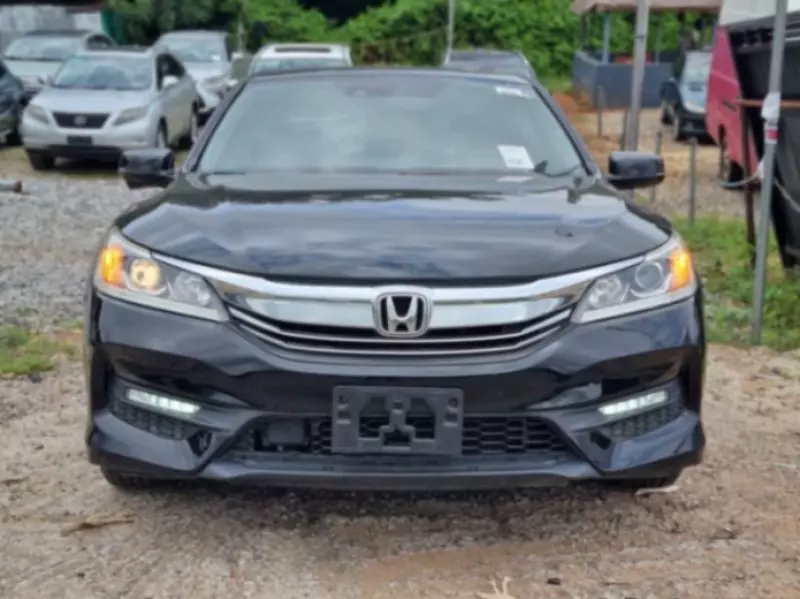 Honda Accord - 2016