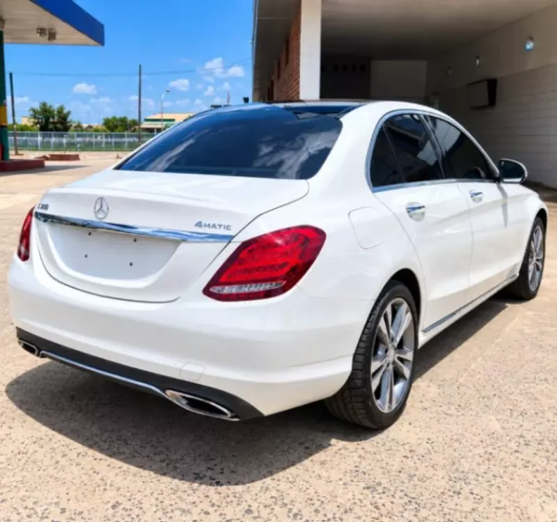 Mercedes-Benz C-class   - 2015