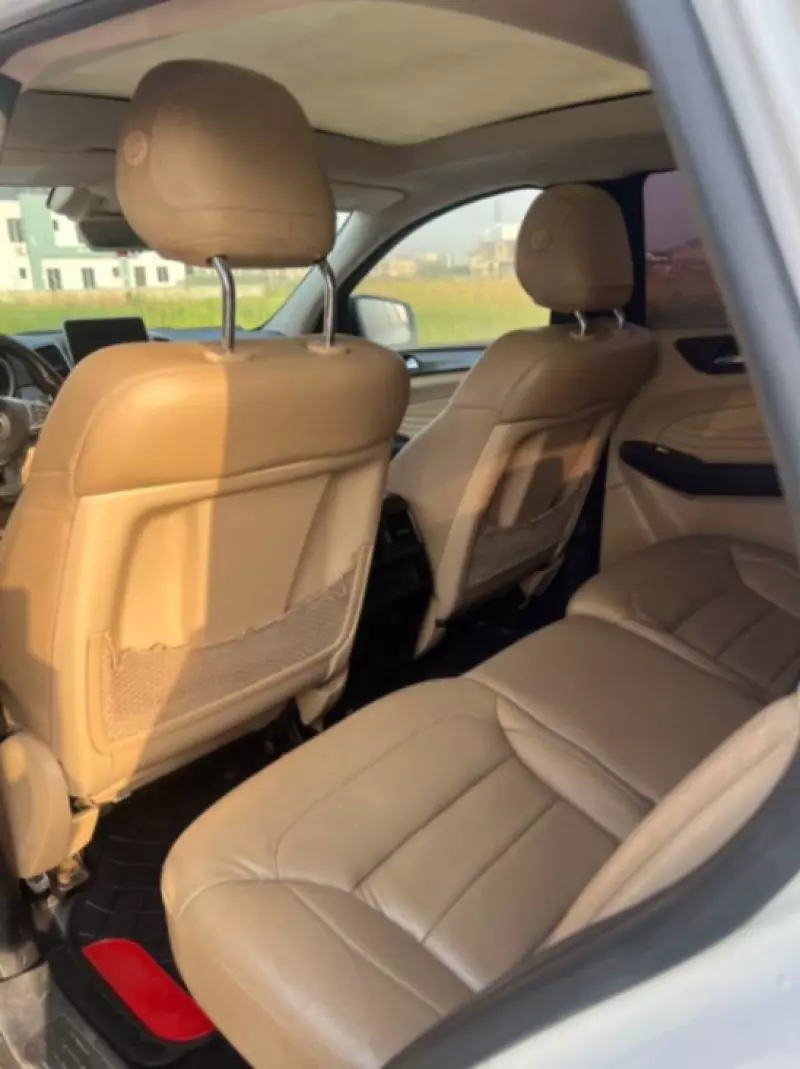 Mercedes-Benz GLC 300   - 2018