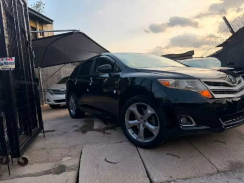 TOYOTA Venza - 2010