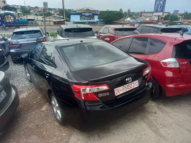 Toyota Camry   - 2013