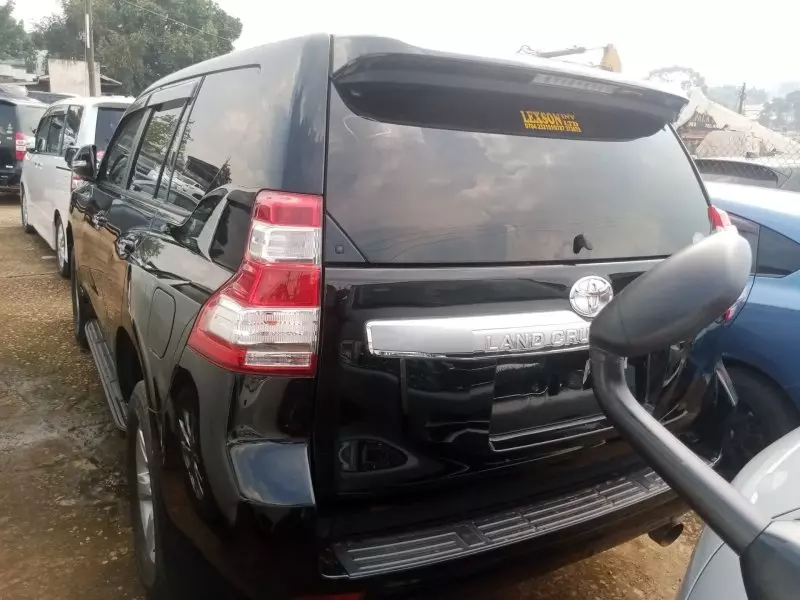 Toyota Landcruiser Prado   - 2015