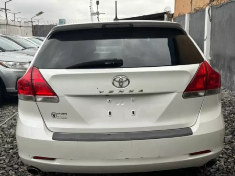 TOYOTA Venza   - 2009