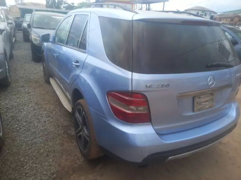 Mercedes-Benz ML 350   - 2006