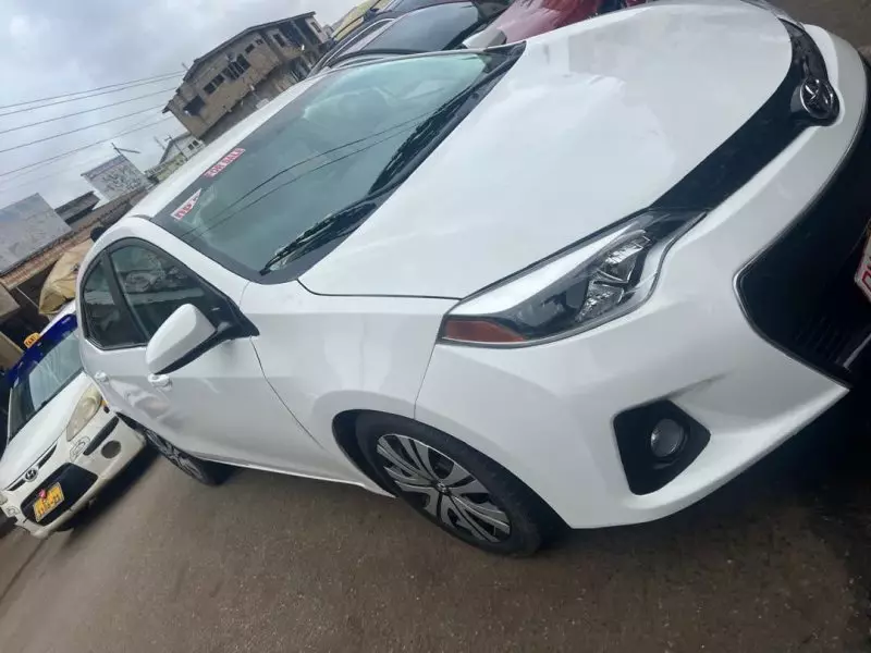 Toyota Corolla   - 2015
