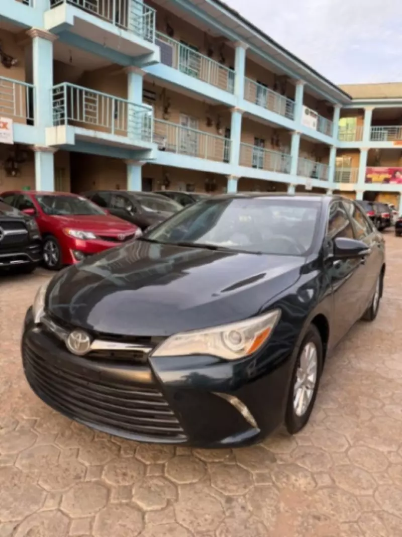 TOYOTA Camry   - 2015