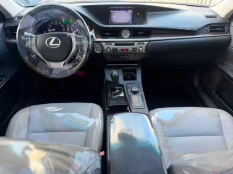 Lexus ES - 2013