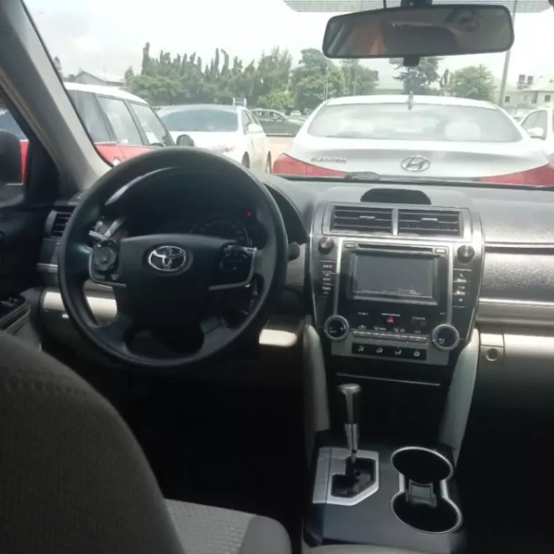 TOYOTA Camry   - 2012