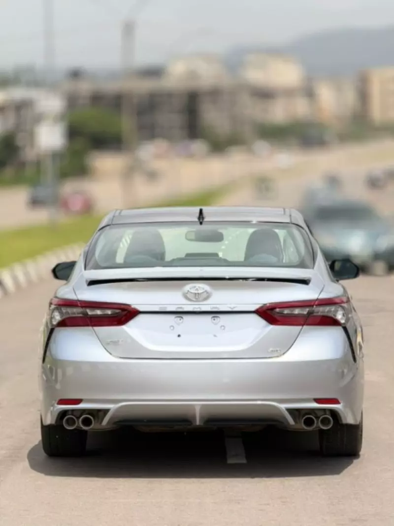 TOYOTA Camry   - 2023