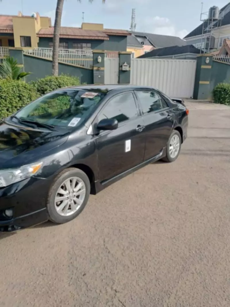 Toyota corolla - 2010
