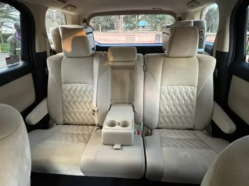 TOYOTA Alphard   - 2019