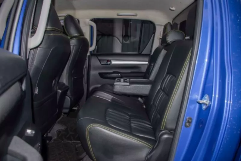 Toyota Hilux    - 2018
