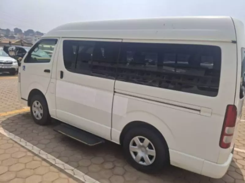 Toyota Hiace (High Roof)   - 2012
