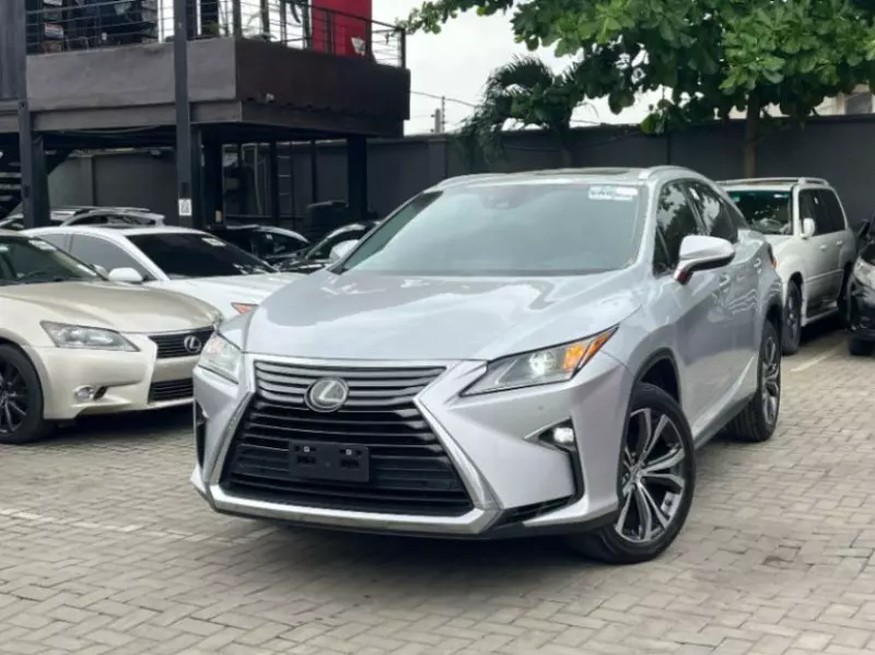Lexus RX   - 2017