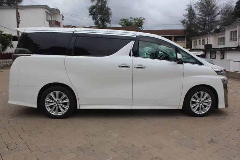 TOYOTA Vellfire    - 2019