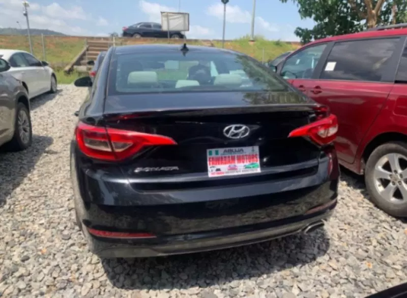 Hyundai Sonata   - 2016