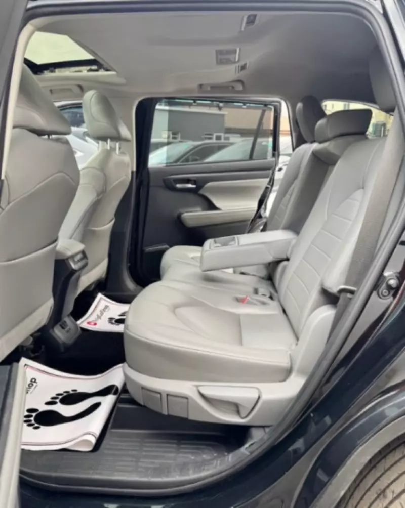TOYOTA Highlander - 2021