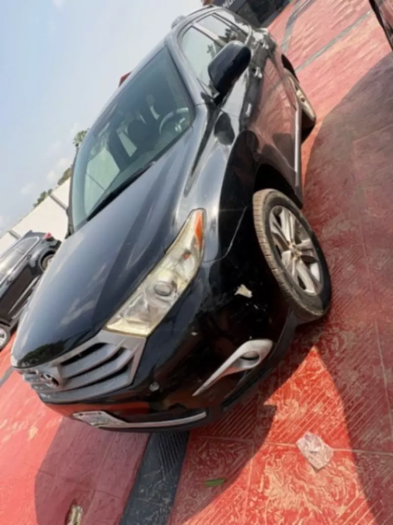 Toyota Highlander - 2012