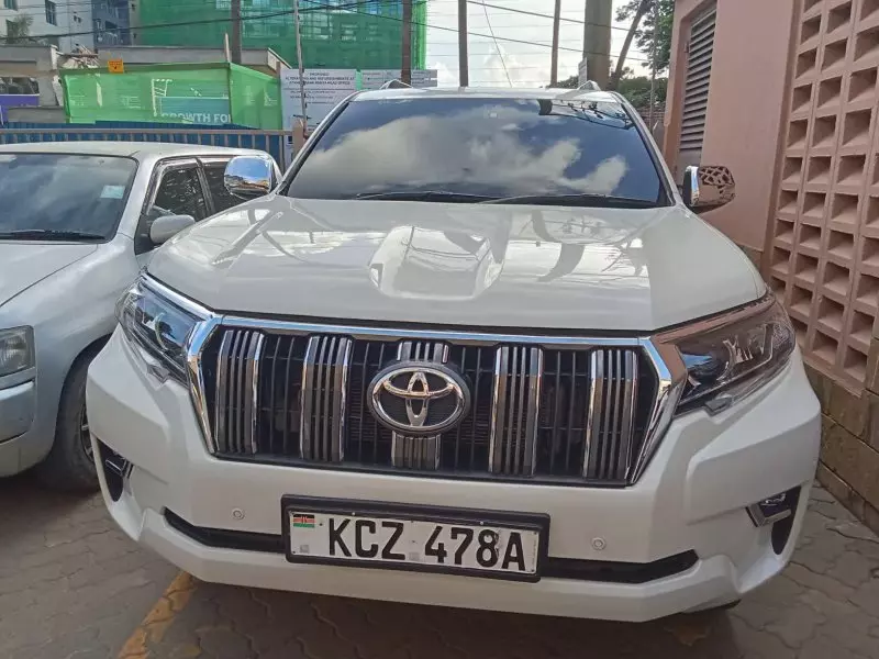 Toyota Landcruiser Prado   - 2014