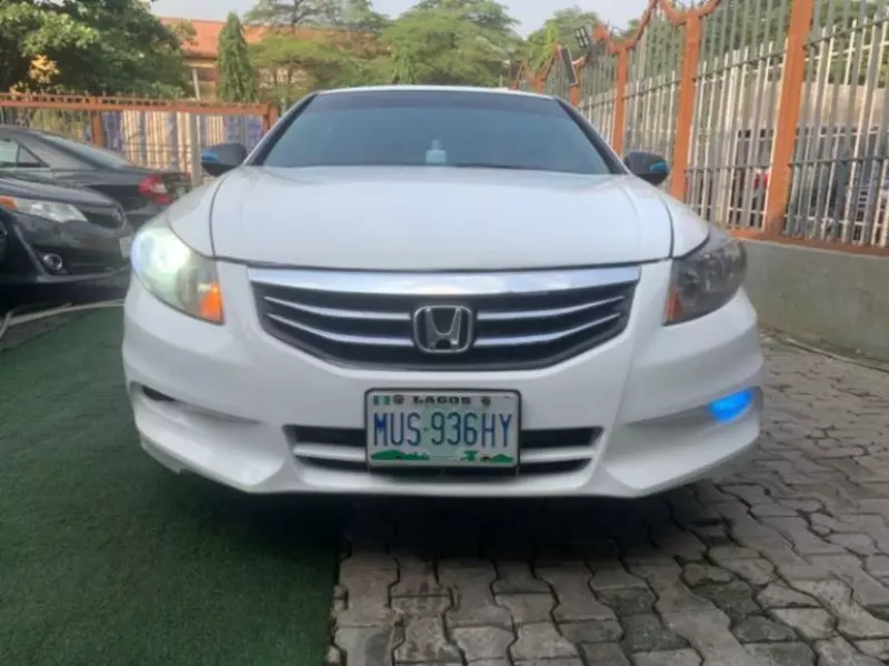 Honda Accord   - 2012