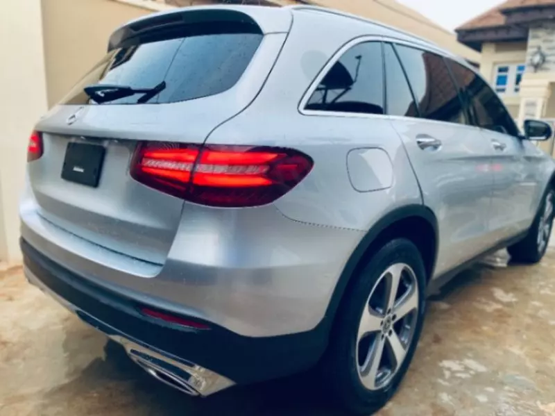 Mercedes-Benz GLC 300   - 2017