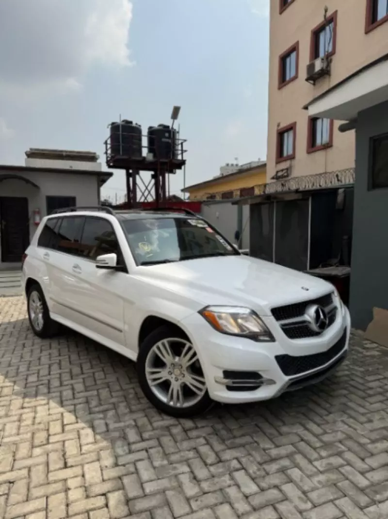 Mercedes-Benz GLK 350   - 2013