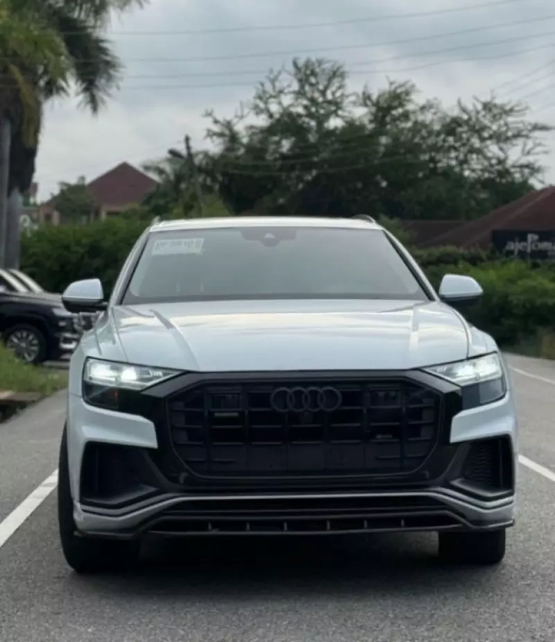 Audi Q8   - 2020