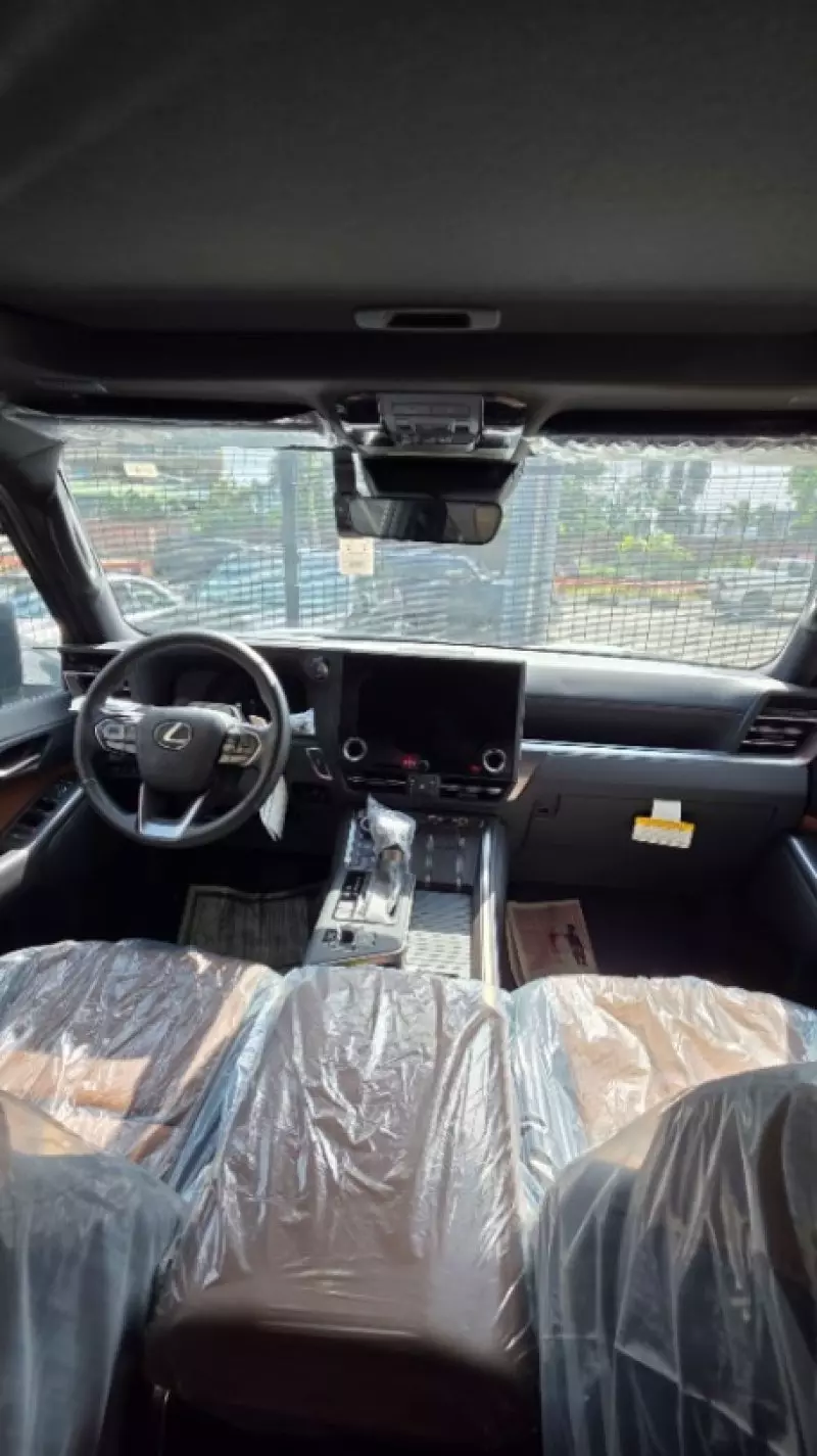 Lexus GX   - 2024