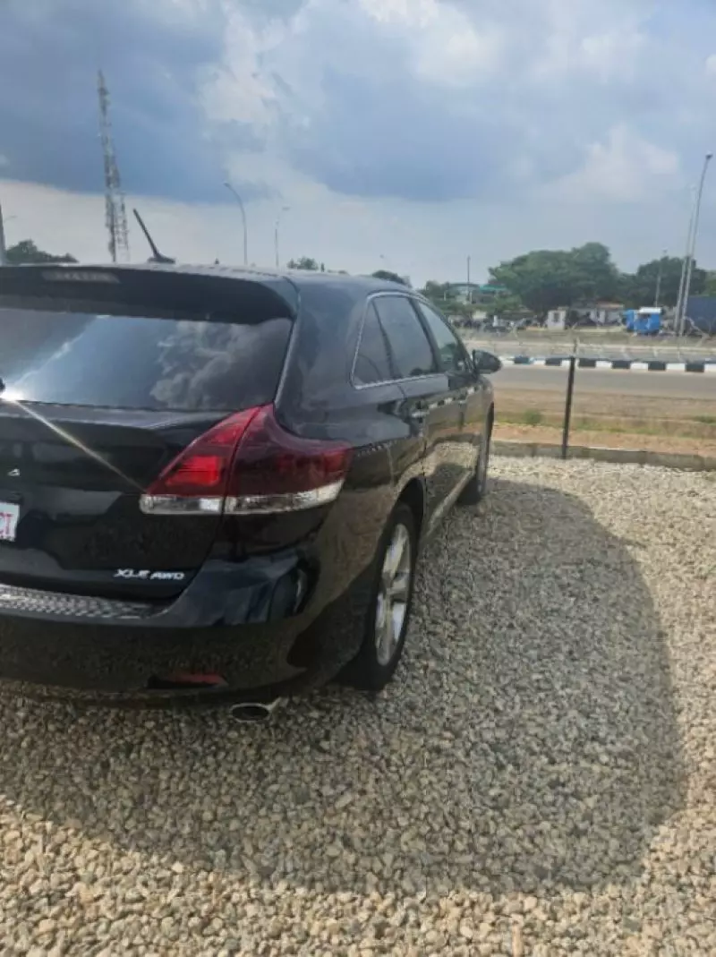 Toyota Venza   - 2014