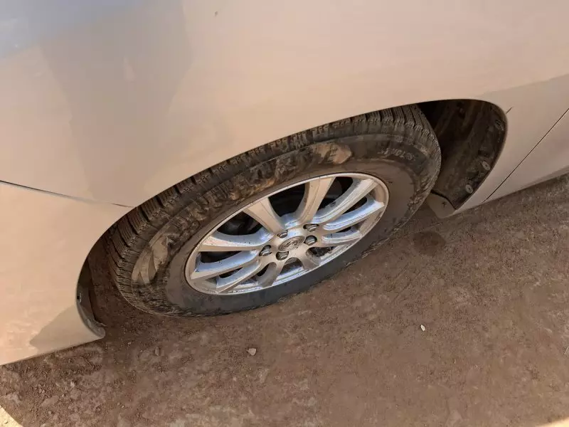 Toyota Alphard   - 2012
