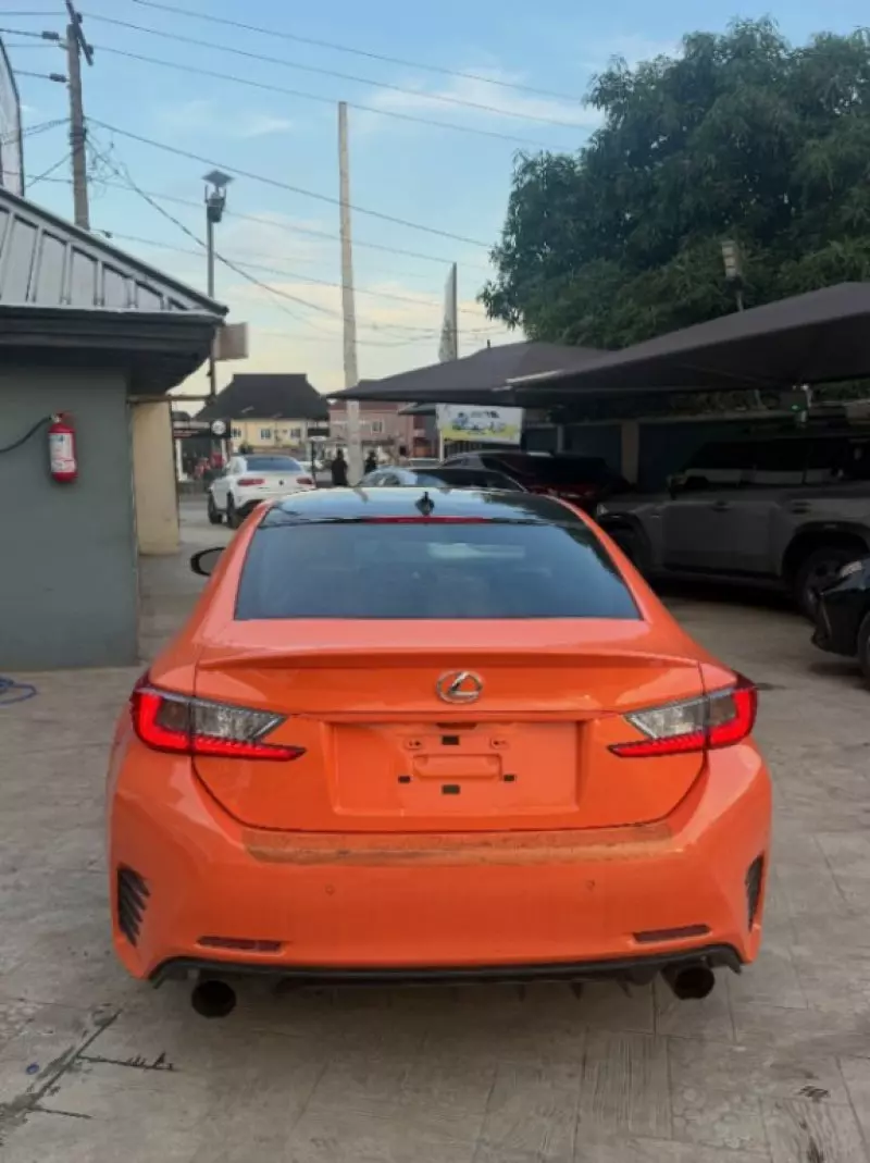 Lexus RC   - 2015